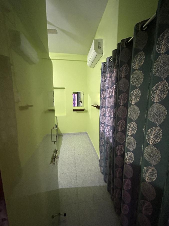 Hotel Shri Kunj Ujjain Extérieur photo